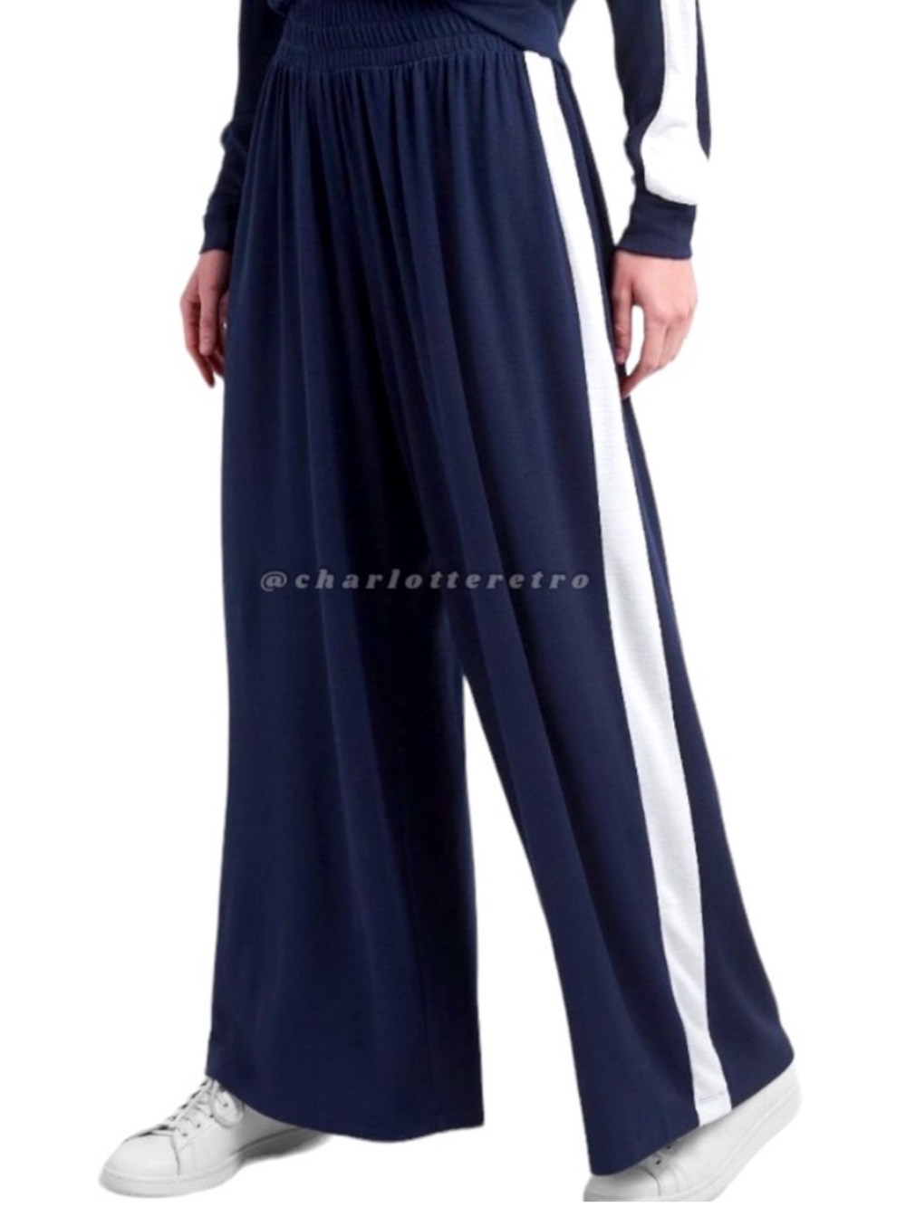GAP • Ultra Wide Leg Navy Uniform Jersey Knit Sweat Pants